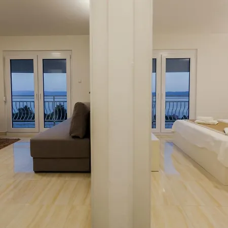 Appartement Seaview Sleeps 2 - Wifi & Tv