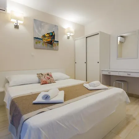 Seaview Sleeps 2 - Wifi & Tv Appartamento
