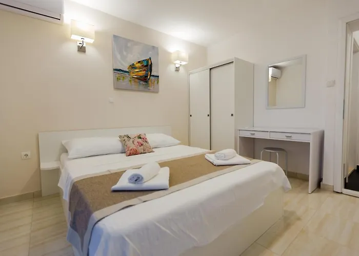 Seaview Sleeps 2 - Wifi & Tv Appartamento