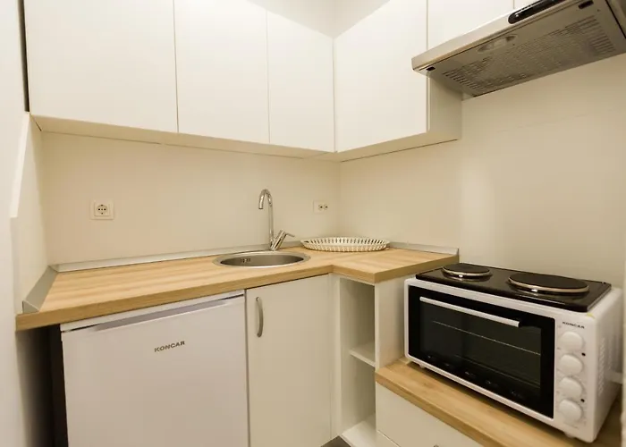 Seaview Sleeps 2 - Wifi & Tv *
